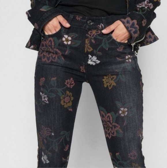 7FAM Roxanne Ankle Skinny Black Floral Denim Jeans. - Picture 1 of 8